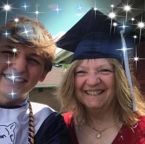 Meet your Posher, Cynthia